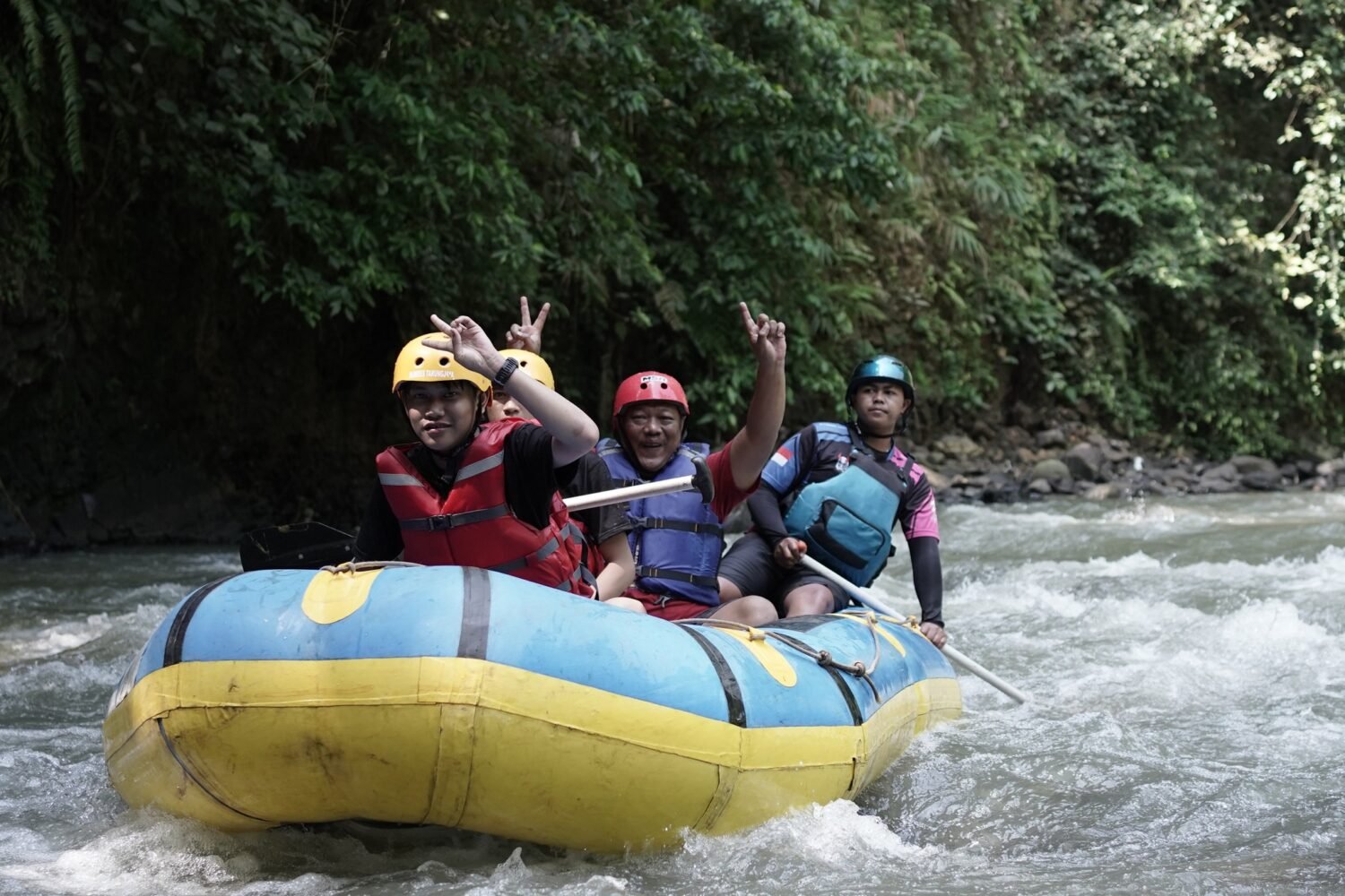 Kegiatan Media Gathering di Lembang Bandung