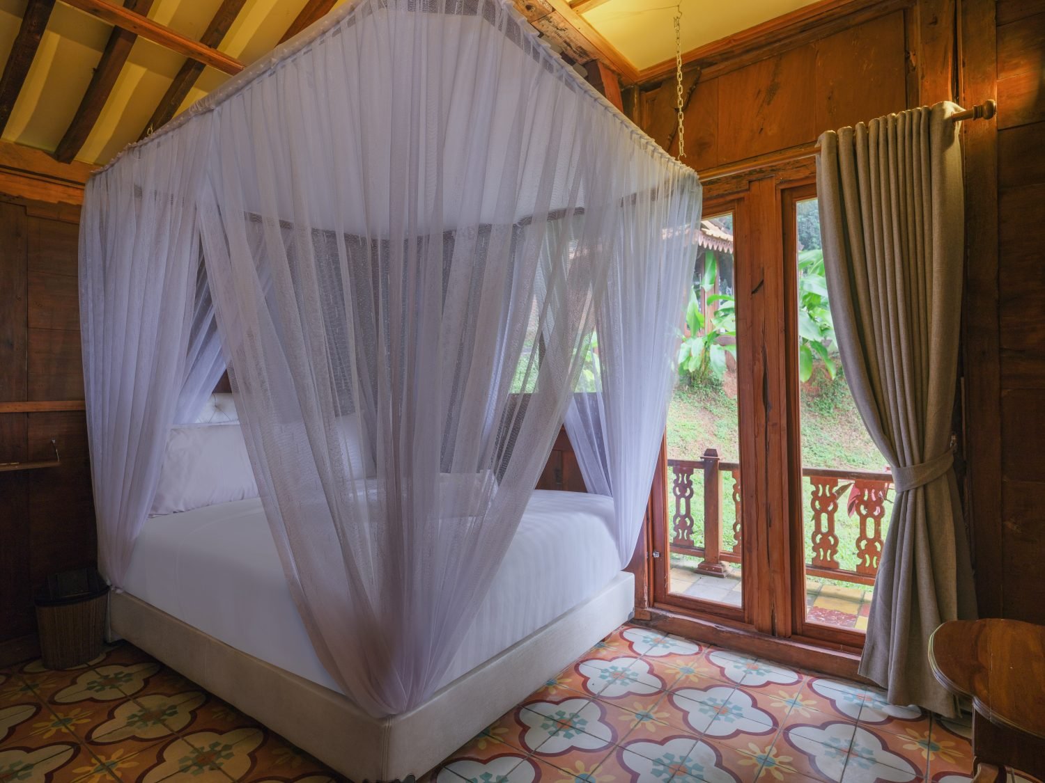 Villa Joglo Hiltop, salah satu jenis penginapan di Mulberry Hill - The Lodge Lembang