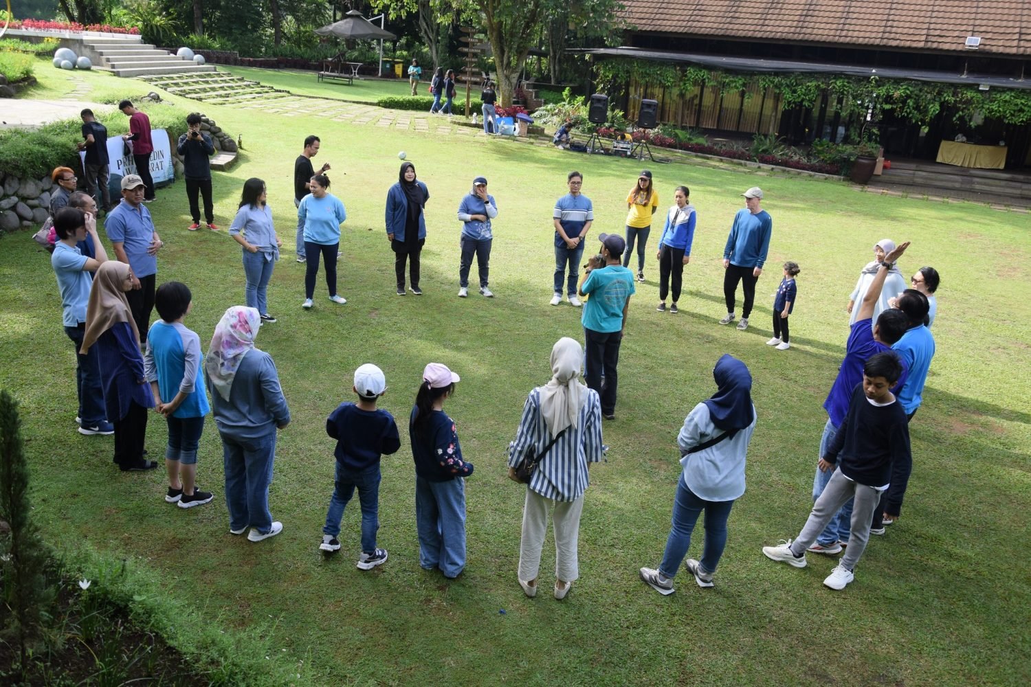 Kegiatan Family Gathering & Outbound di Lembang bersama PERHOMPEDIN Jawa Barat.