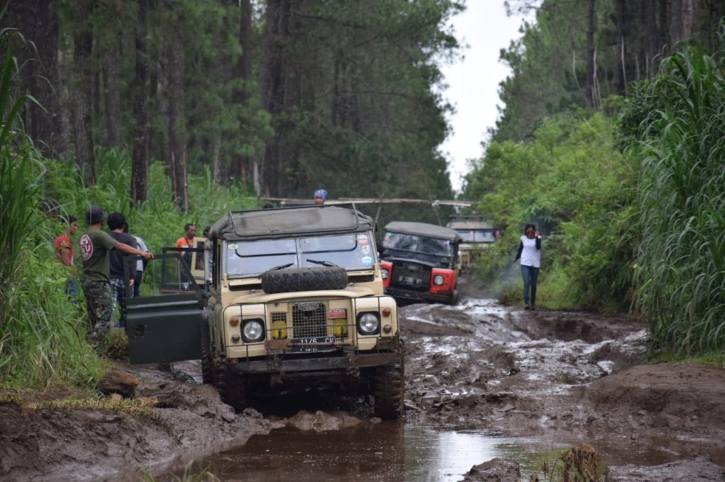 Kegiatan Gathering di Bandung.