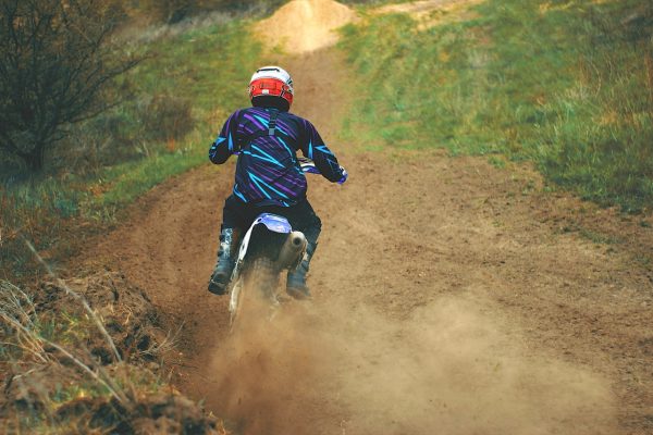 sewa motor trail bandung