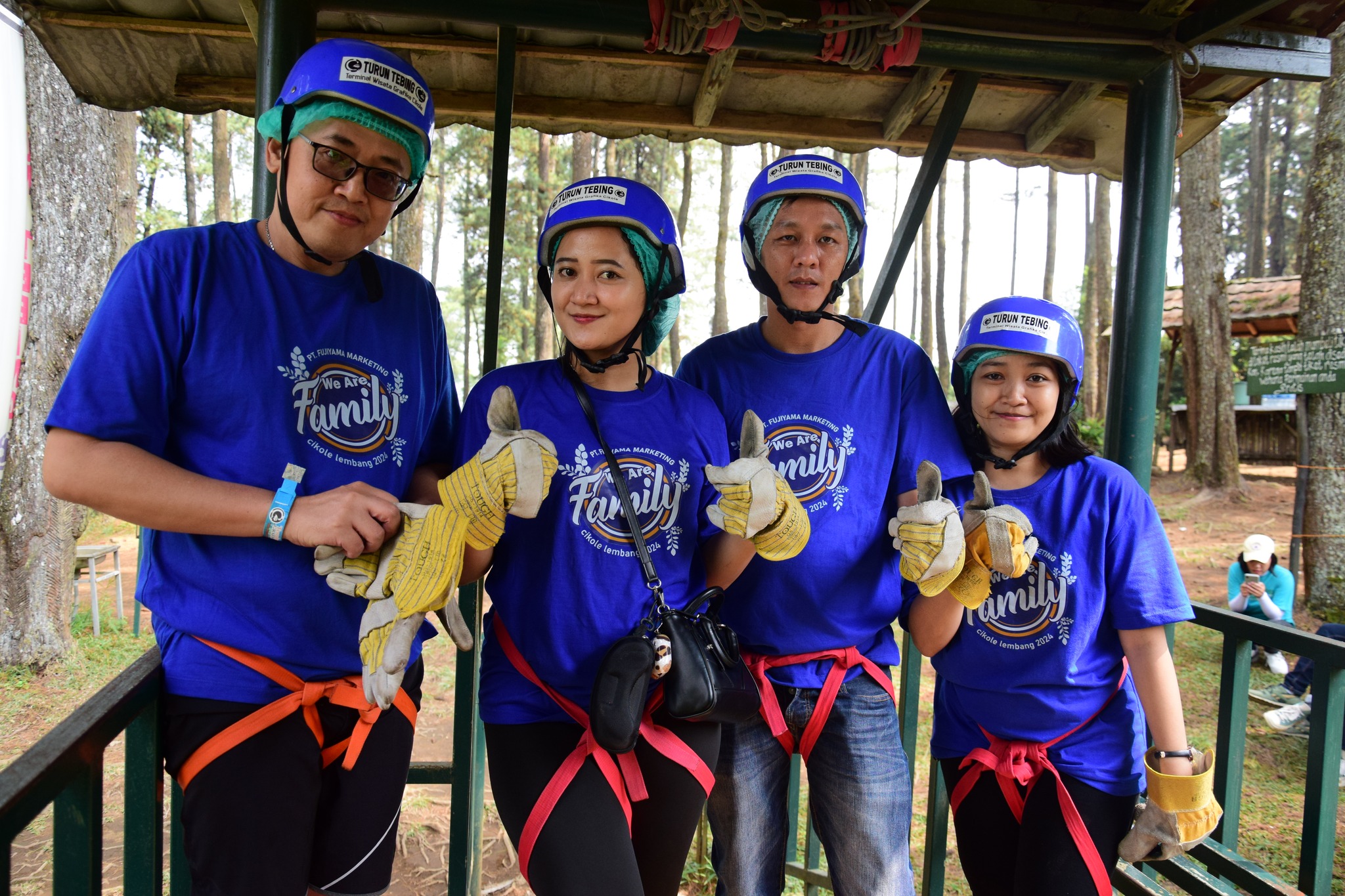 Family Gathering ala PT Fujiyama Marketing di Cikole Lembang, Wuih Senengnya Gak Abis-abis!