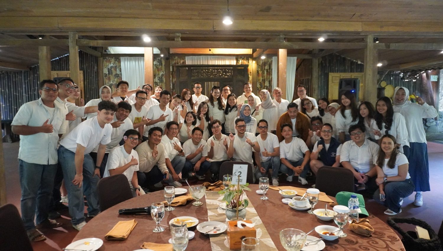 kegiatan gathering fun game bersama GoTo di Bandung Lembang.