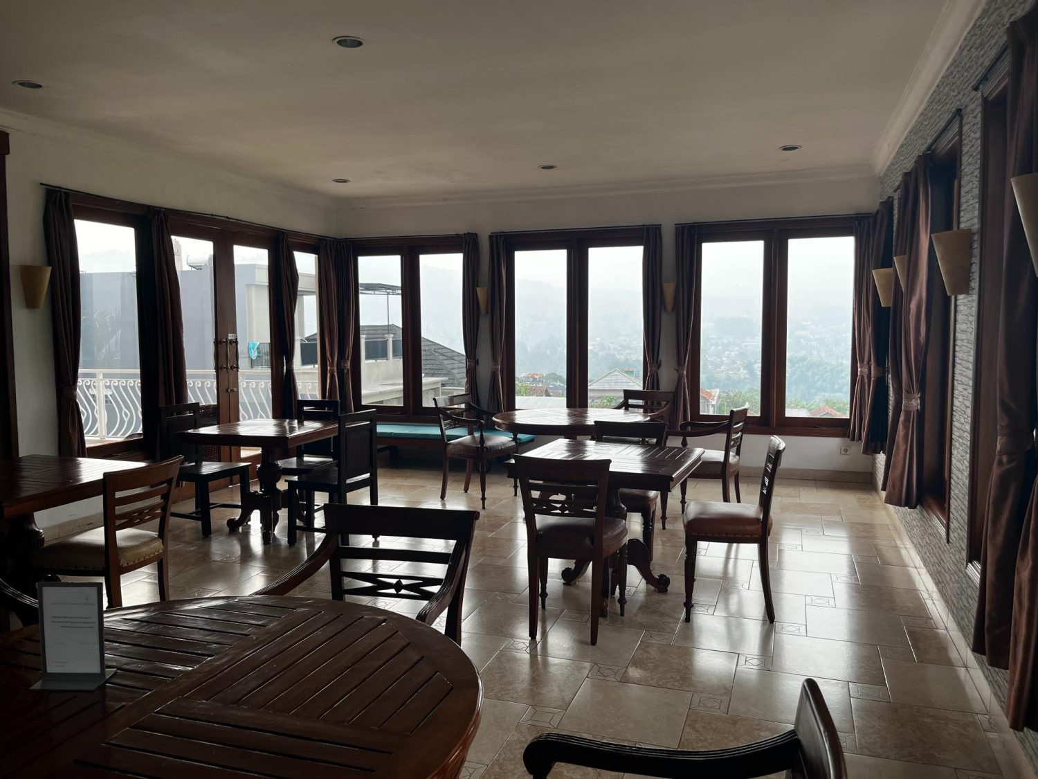villa venety's lembang bandung