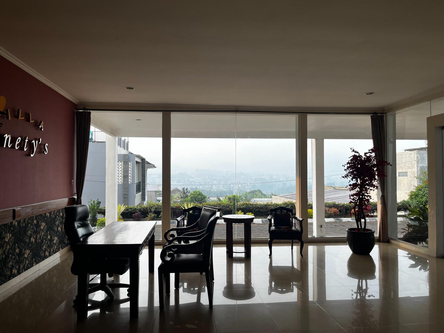 villa venety's lembang bandung
