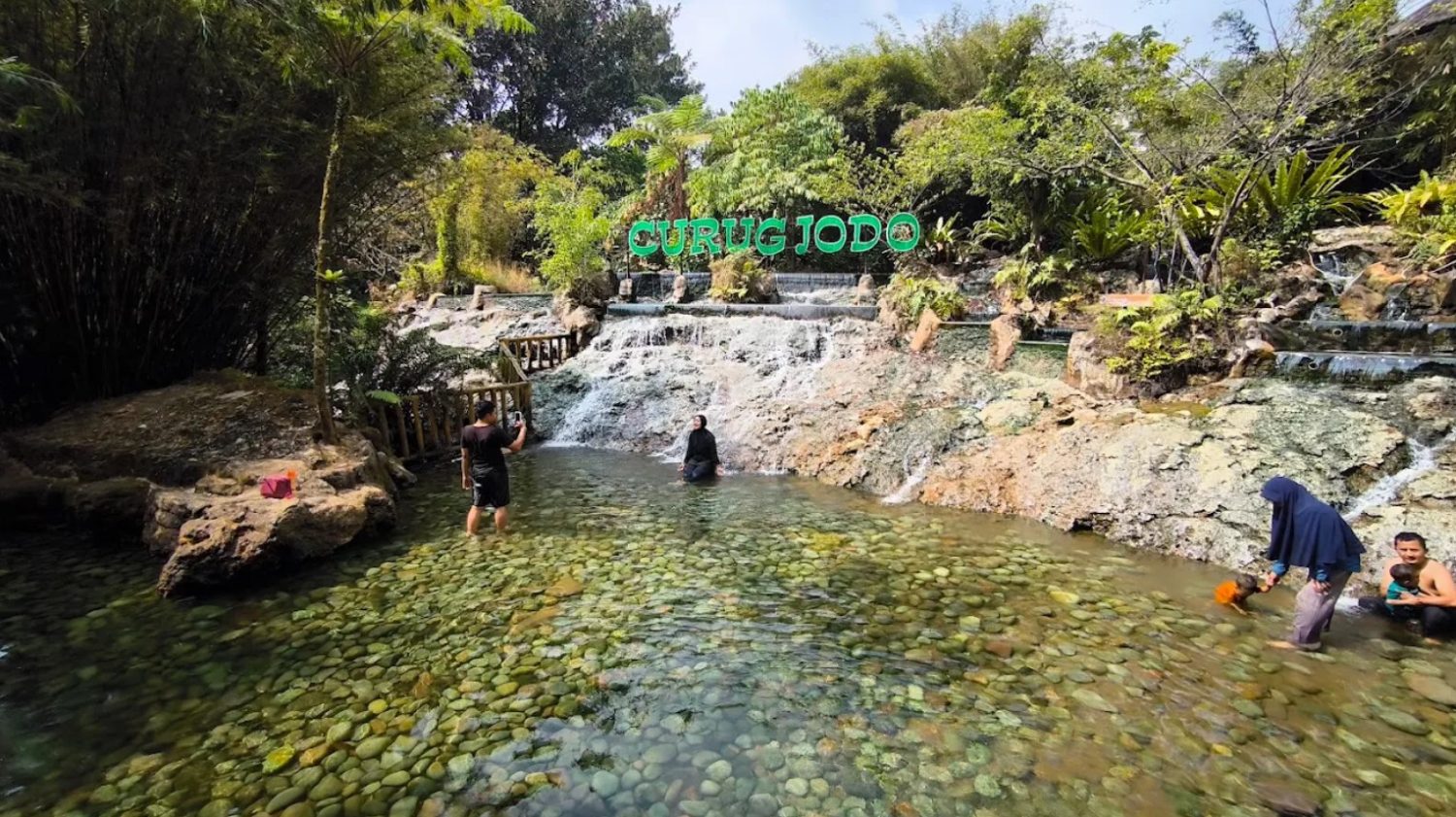 sari ater hot spring