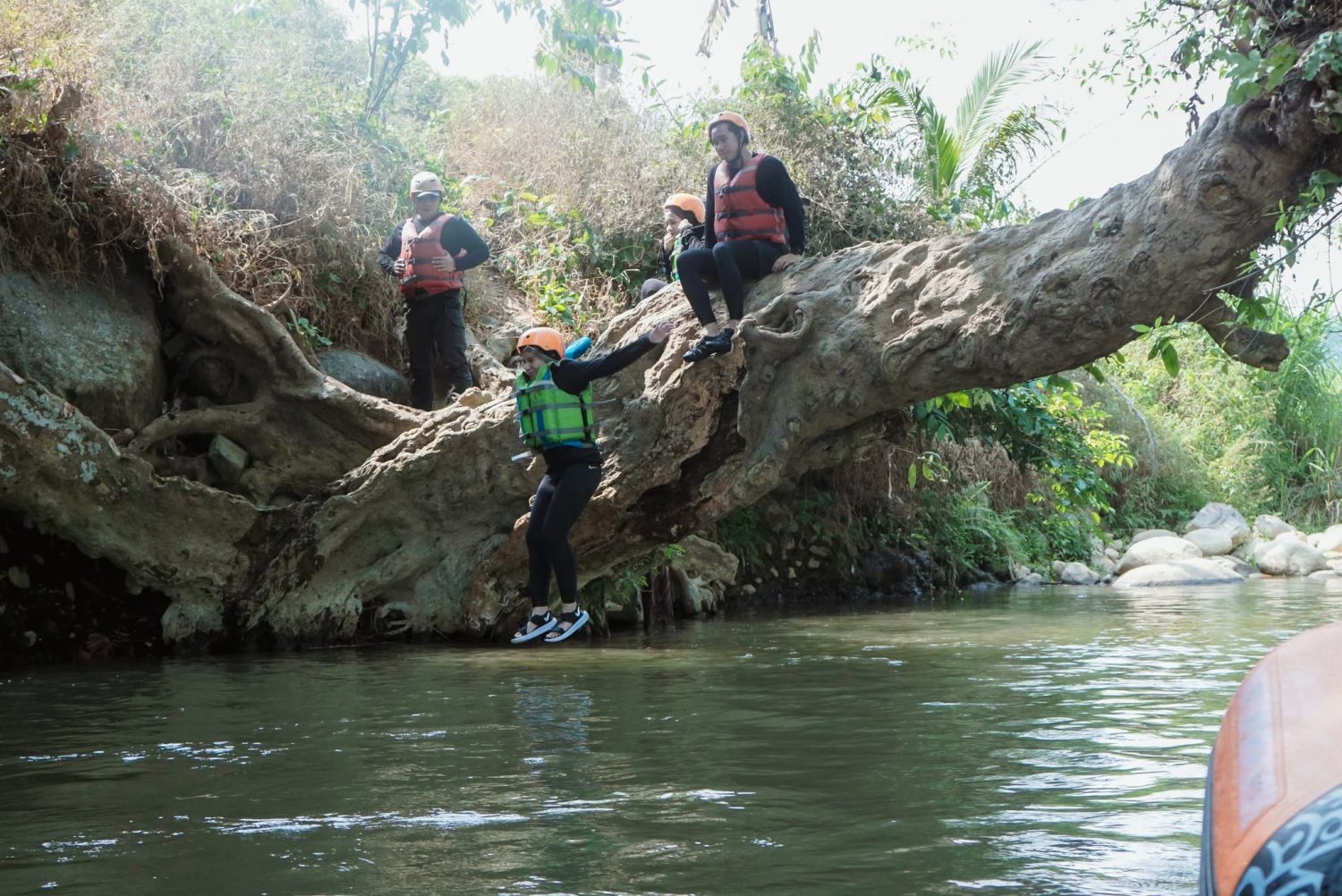 RAFTING pangalengan bandung