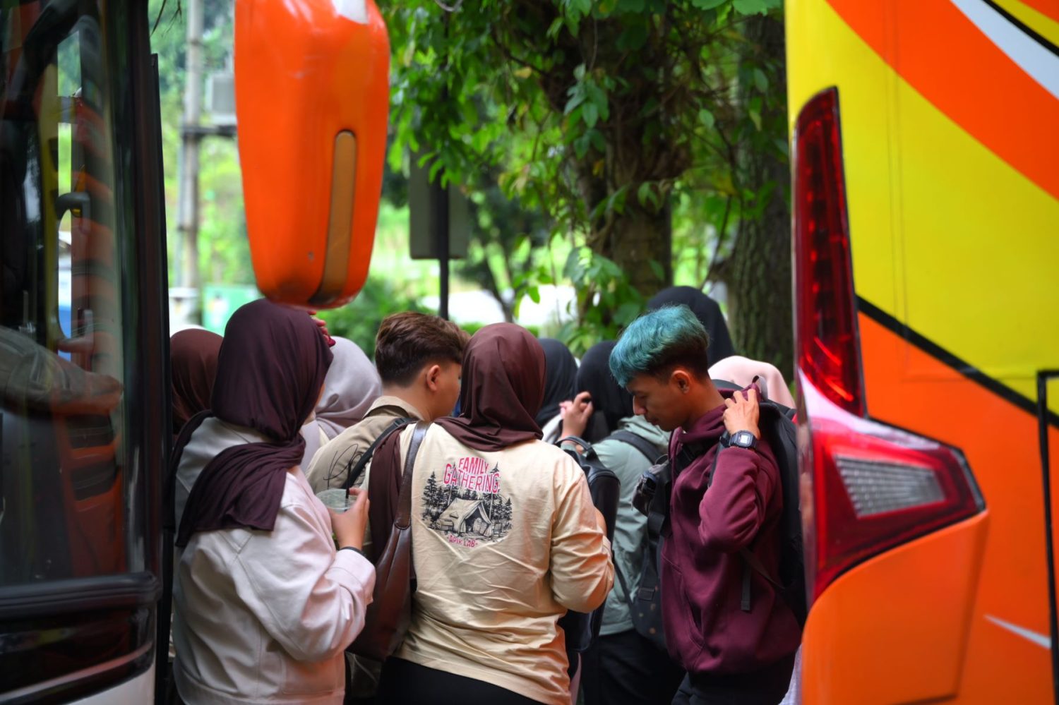 sewa bus pariwisata bandung