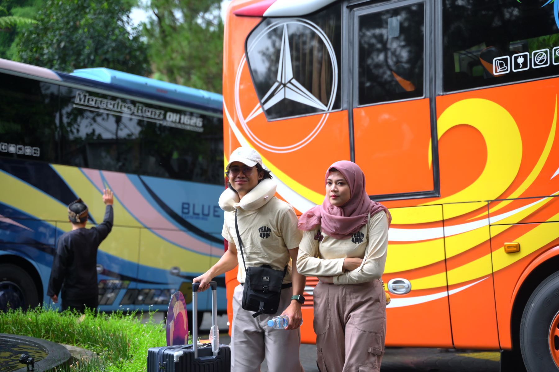 Sewa Bus Pariwisata untuk Acara Kantor Rombongan Besar Tanpa Bikin Panitia Pusing