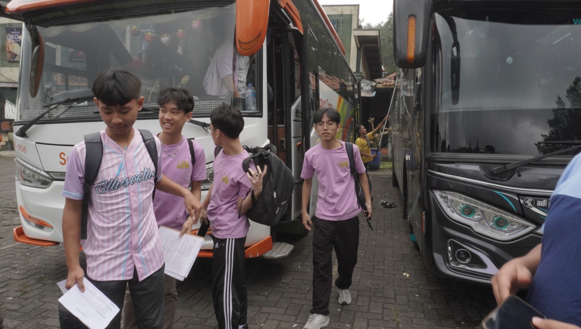 Panduan Sewa Bus Study Tour Sekolah dari Bandung, Dilengkapi Harga, Kapasitas, dan Tips Pilih Armada